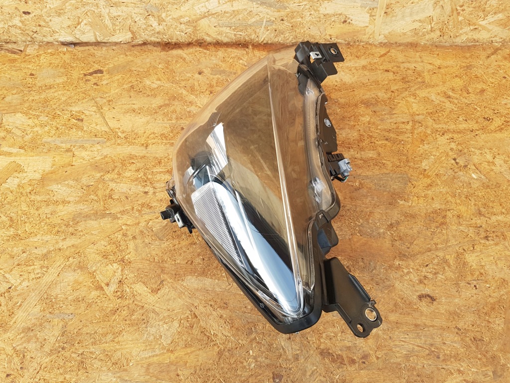 фото №5, Лампа перед передняя левая mazda 2 dj lift dl led