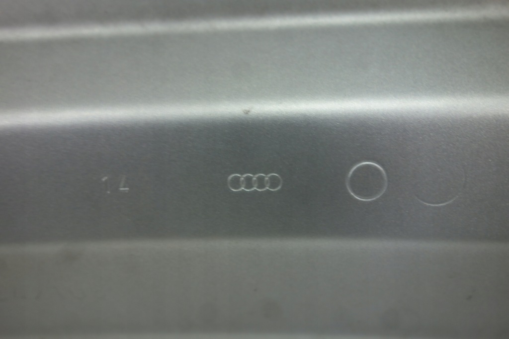 Капот audi a4 b8 8k0 11-15 рестайлинг  цвет lx7w Цена