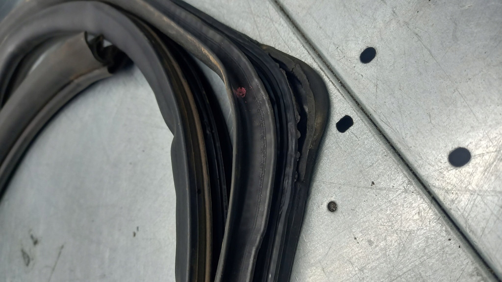 фото №6, Прокладка правая задняя toyota avensis t25 05r