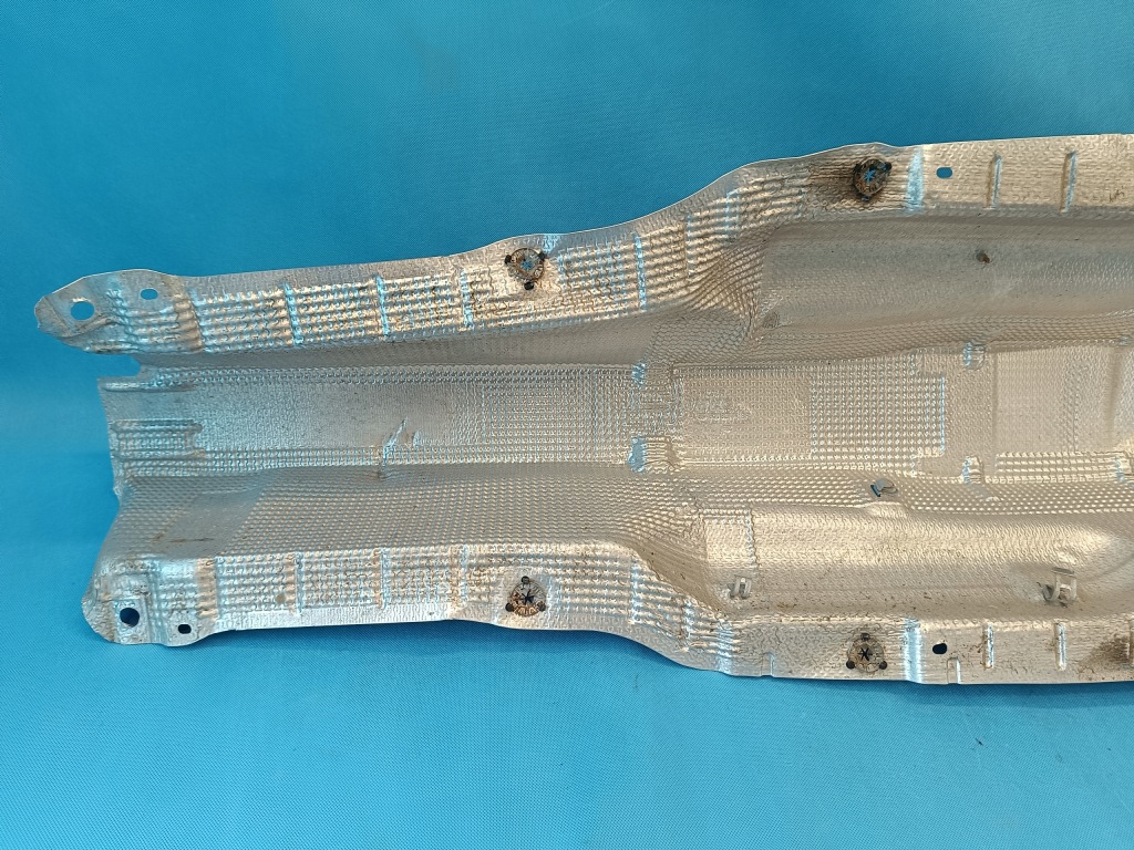 фото №11, Skoda superb 3 lift 2.0 tdi 110kw 2023r захист теплова тунель 5q0825661br