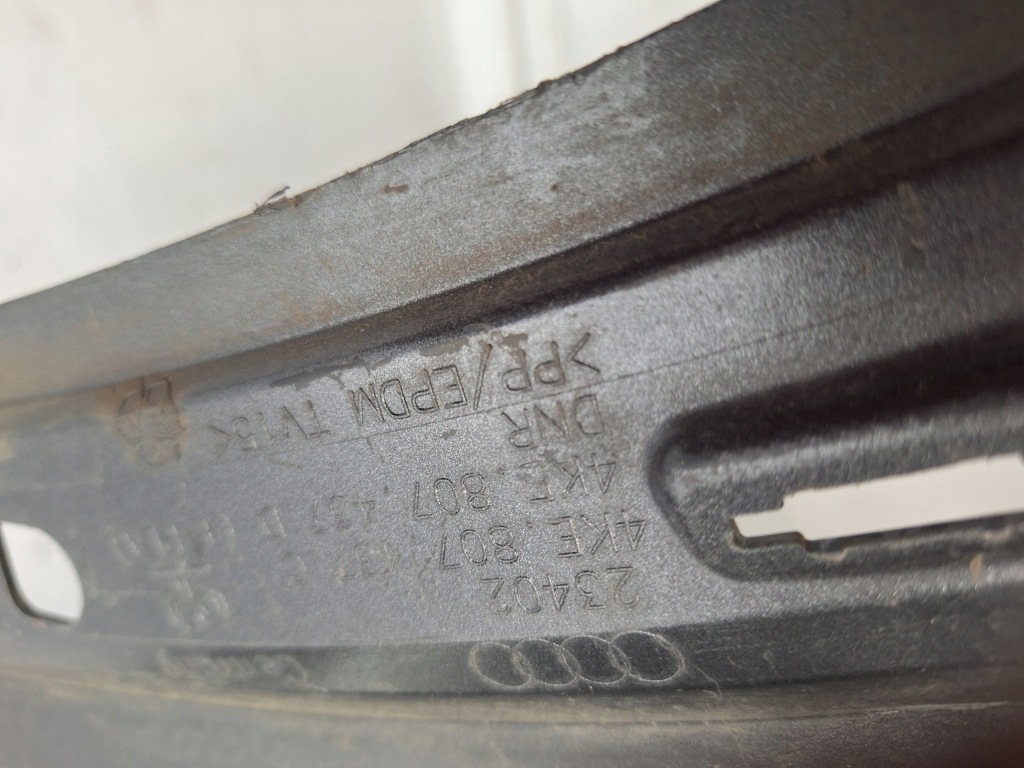 Бампер audi -e-tron 4k 4ke s-line оригинал оригинальный номер aso решётка радиатора накладка спойлер Киев