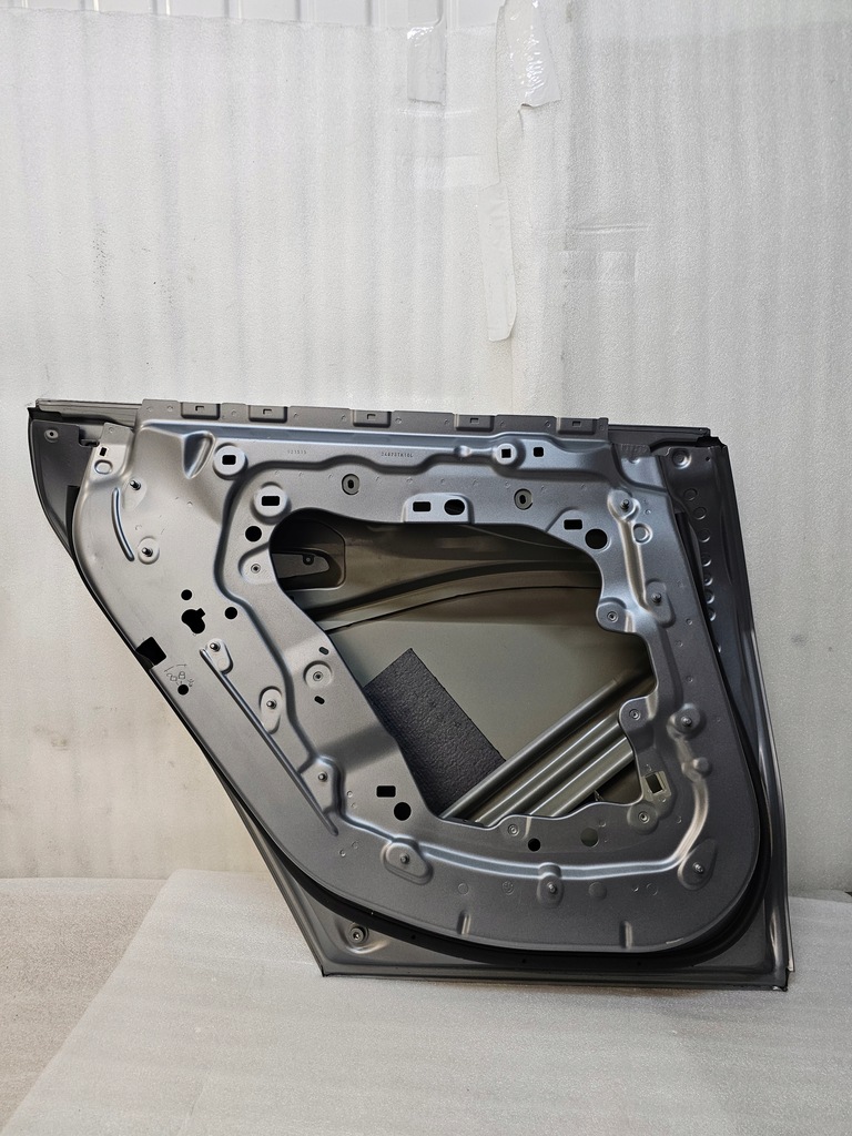 фото №8, Bmw 4 i4 grancoupe g24 g26 дверь левый задняя левая задние