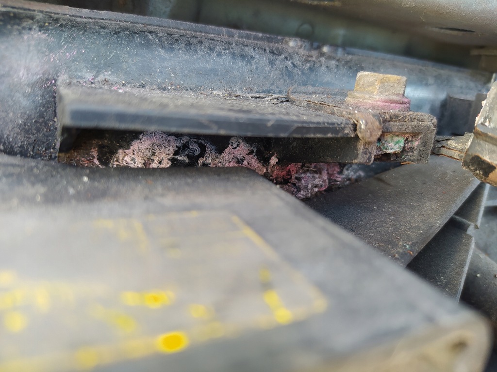 фото №14, Toyota yaris iii 3 pas передній перед передній підсилювач передній