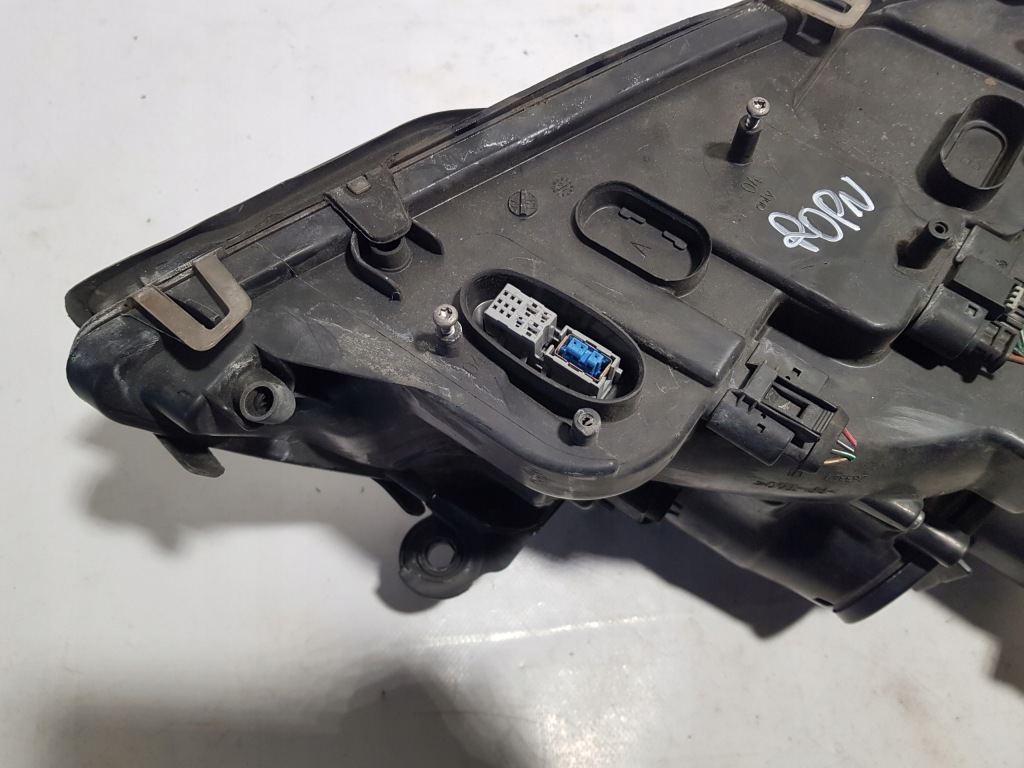 Mercedes ml w164 amg рестайлинг  лампа bi-xenon левый перед a1648203959 Цена