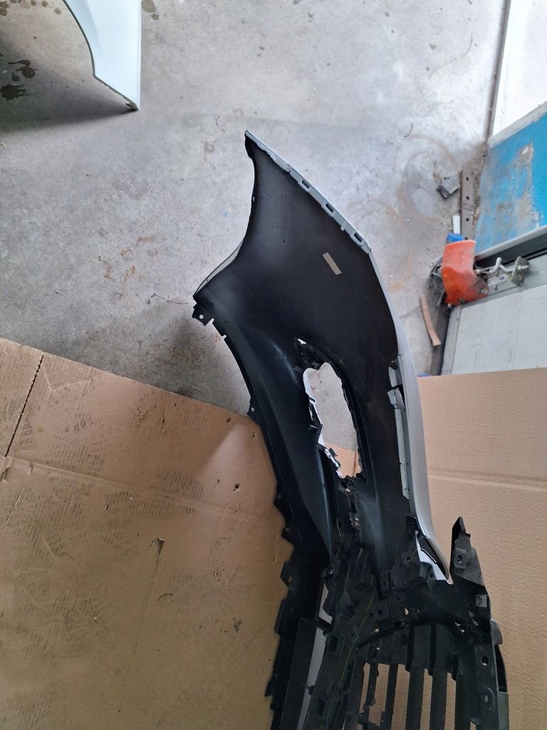 фото №8, Бампер передний mazda 3 lift 14-17