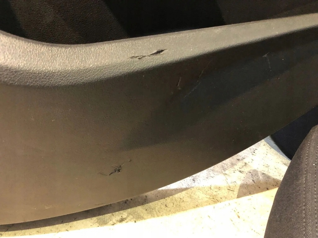 фото №14, Сидіння оббивка bmw 1 f40 матеріал механічна коробка передач