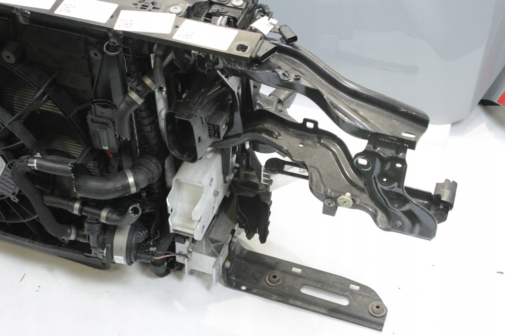 фото №11, Капот бампер pas перед радіатор крила bmw g09 xm label c4p 748hp