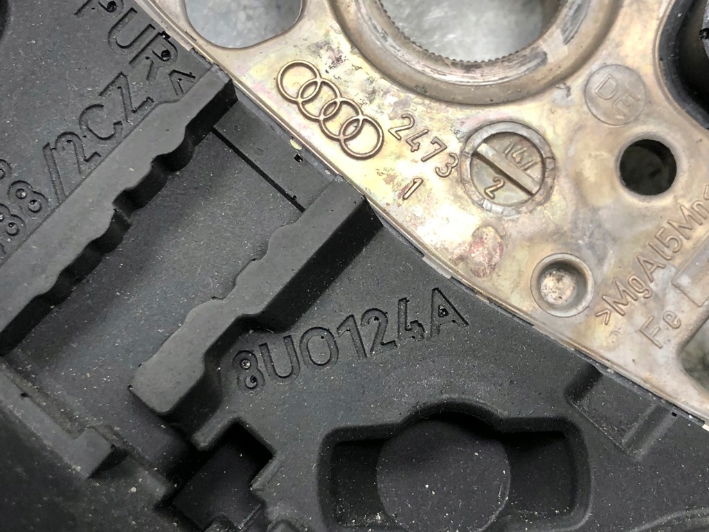 фото №9, Повітропровід триспицева шкіра audi a4 b8 q5 lift