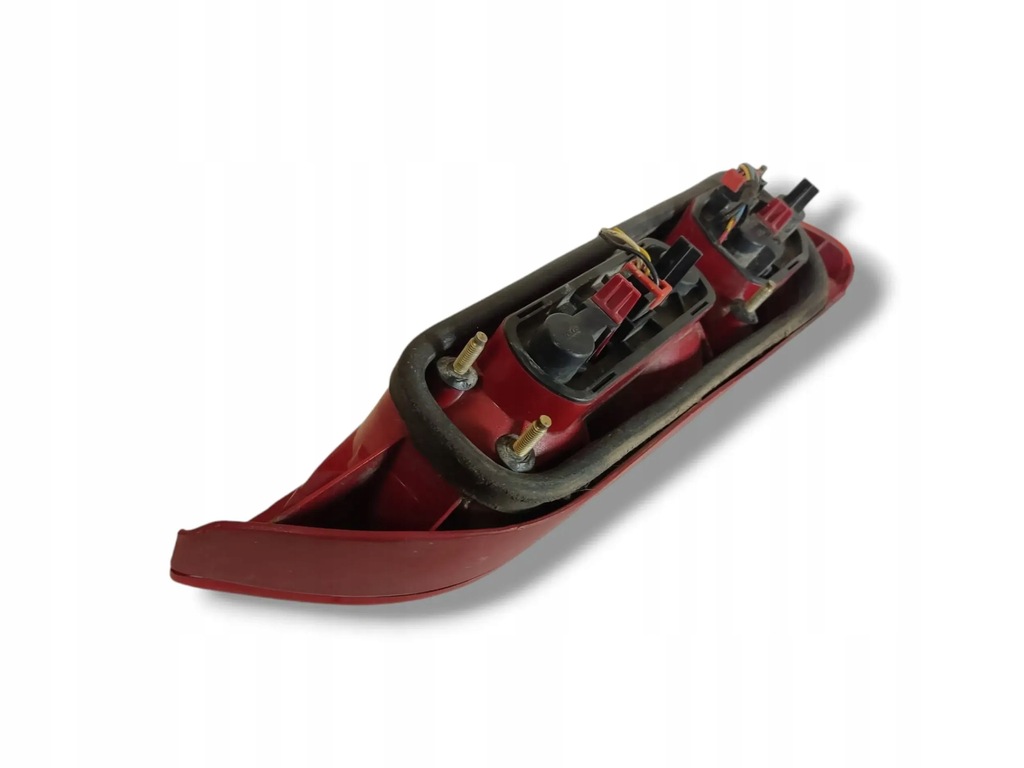 фото №8, Alfa romeo 145 - 146 1997 задня сторона права/ліхтар задня