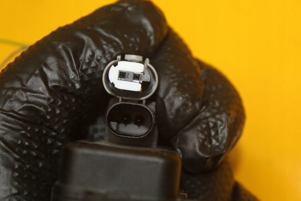 фото №11, Клапан wody отопителя porsche panamera i 97057222500