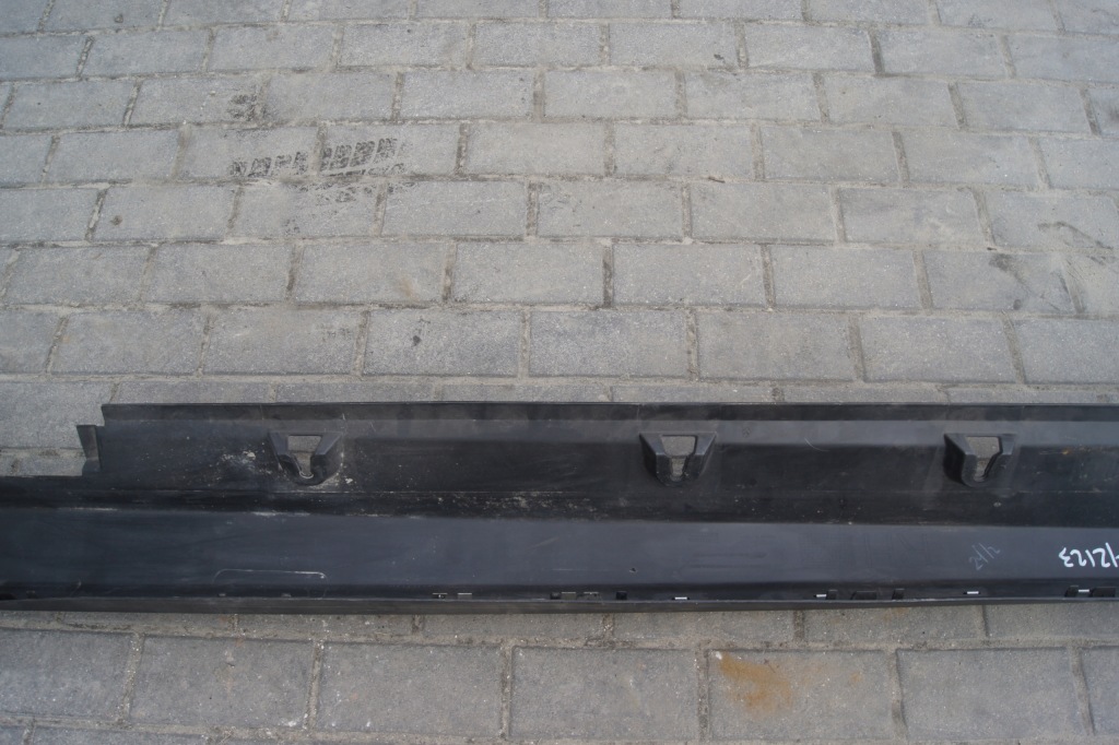 Молдинг накладка порог правая ml w166 a1666900440 Оригинал