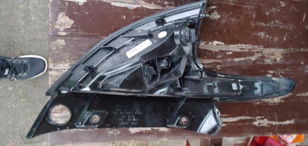 Lancia ypsilon фара led задний  правый  оригинал Доставка