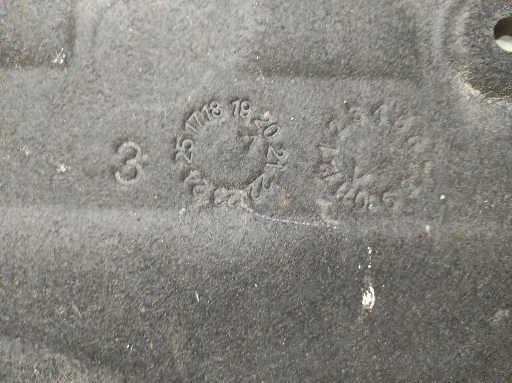 Плита накладка під  двигун підвіска tesla model 3 Доставка