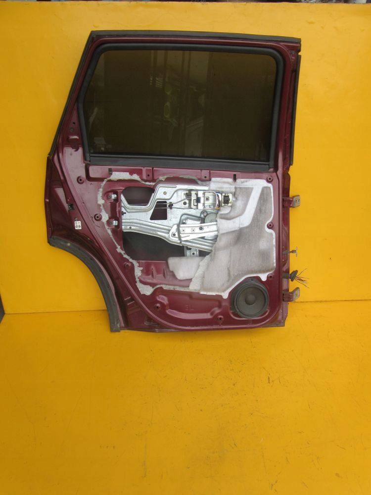 фото №15, Suzuki xl7 2007 дверь ty полный