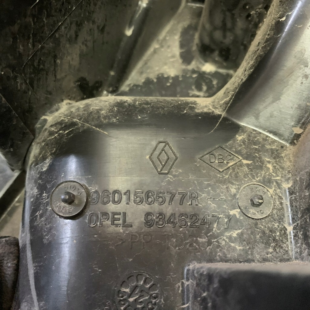 фото №9, Фільтр повітря повітрозабірник 165009078r 960156577r 165555514r trafic iii 2.0 dci