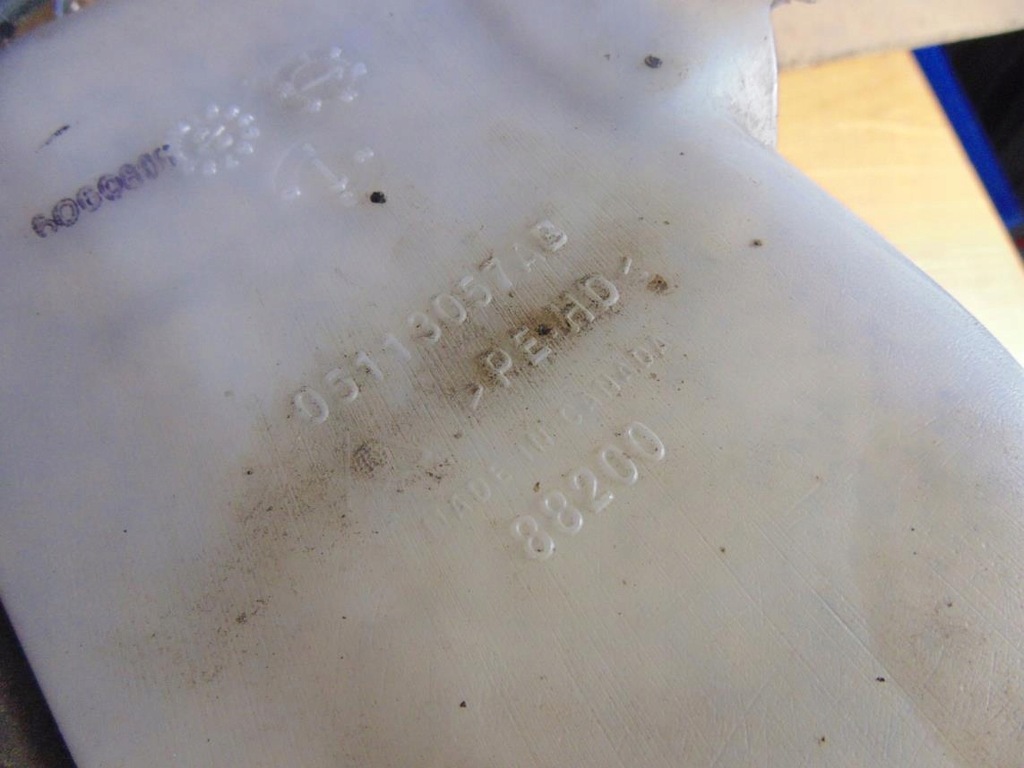 фото №5, Бак омивача chrysler lancia voyager v