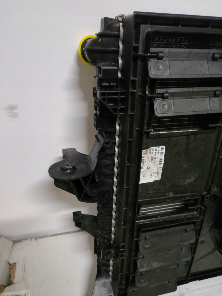 фото №10, Радиатор воды кондиционера vw transporter t6.1 7e01121253f