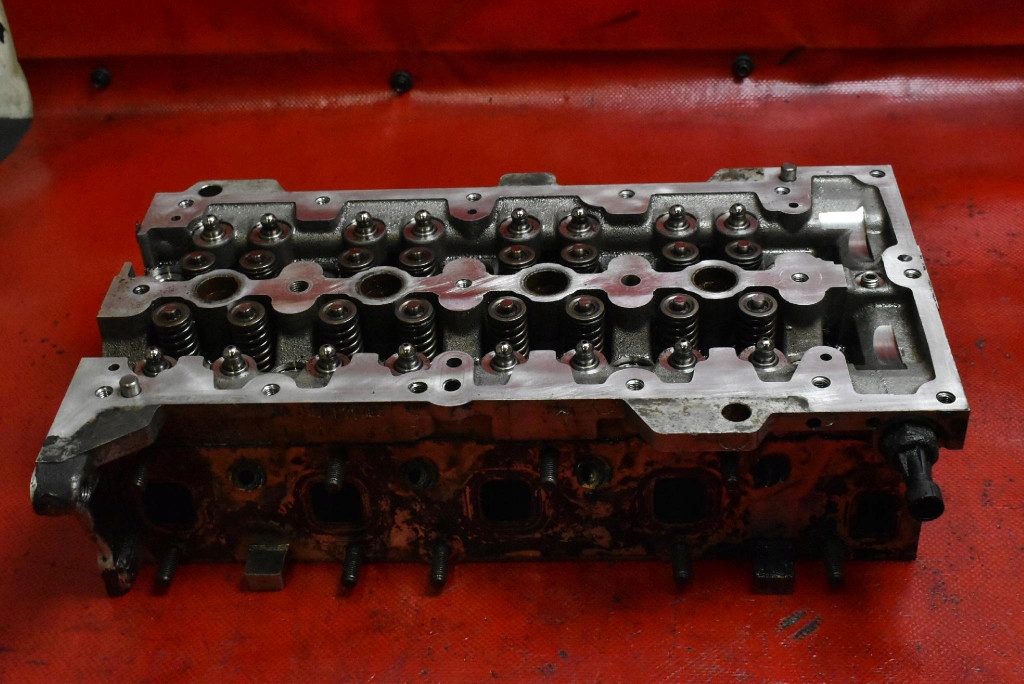 Головка двигуна 55188593 fiat idea 1 i 1.3 multijet 90 km 03-20 Оригінал