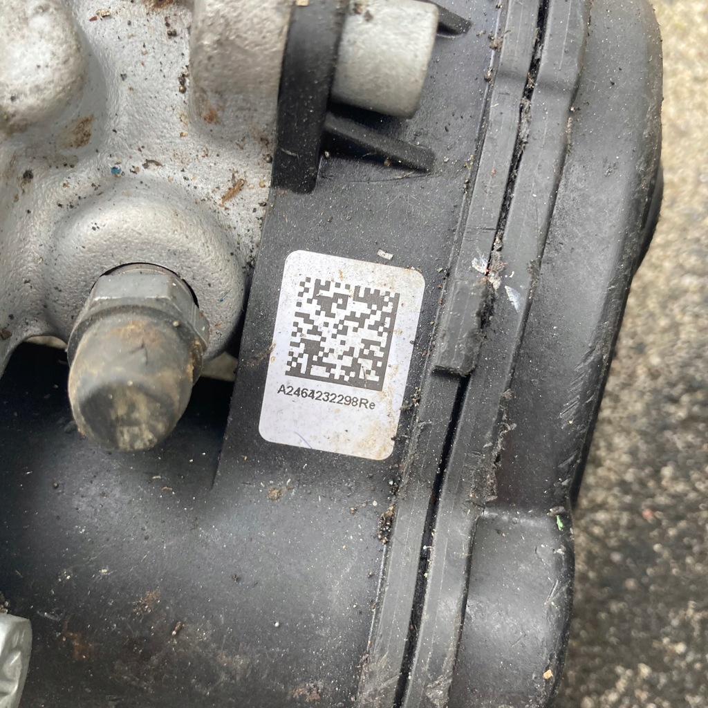 фото №13, Mercedes x156 / w246 суппорт тормозной правый задняя trw 276x9