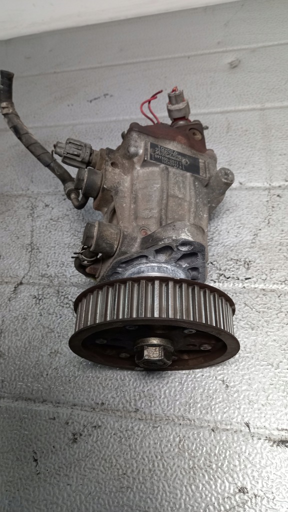 фото №1, Насос впрыскная toyota previa 01r 2.0d