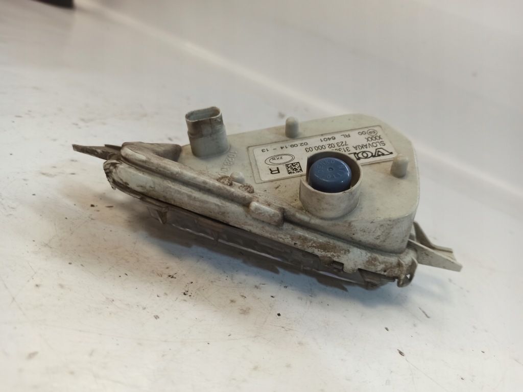 Volvo v40 2 фара передня правий led drl протитуманна фара правий 31395922 Ціна