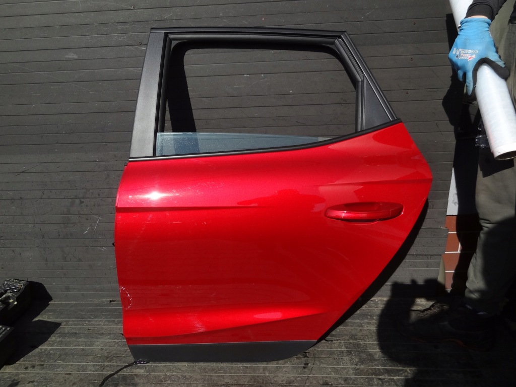 фото №1, Seat arona 2023 двері задні ліва повний оригінал