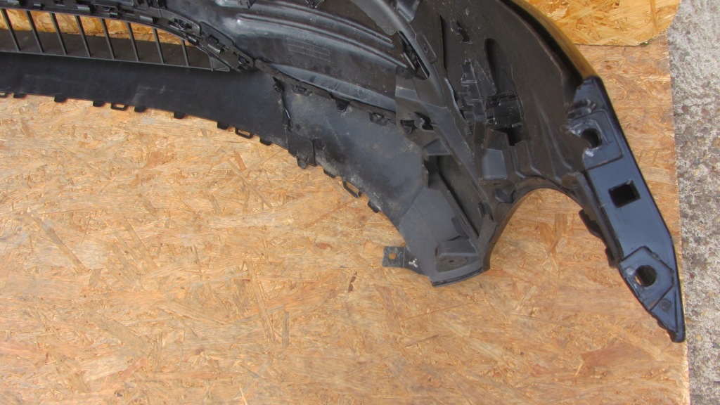 Бампер перед передний mercedes w206 c-klasa 6 x pdc в Украине