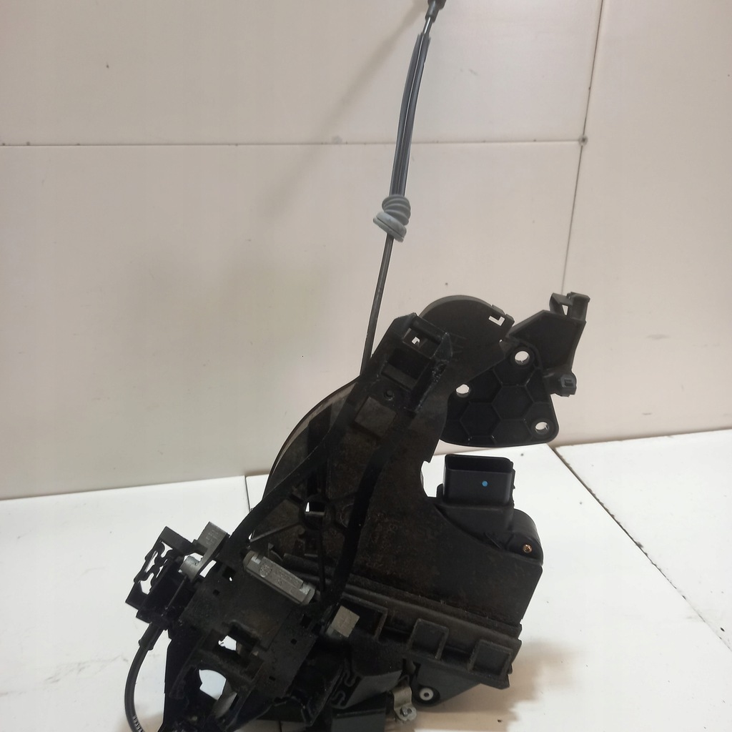 фото №1, Замок дверь правый задняя задний volvo v50 30699112