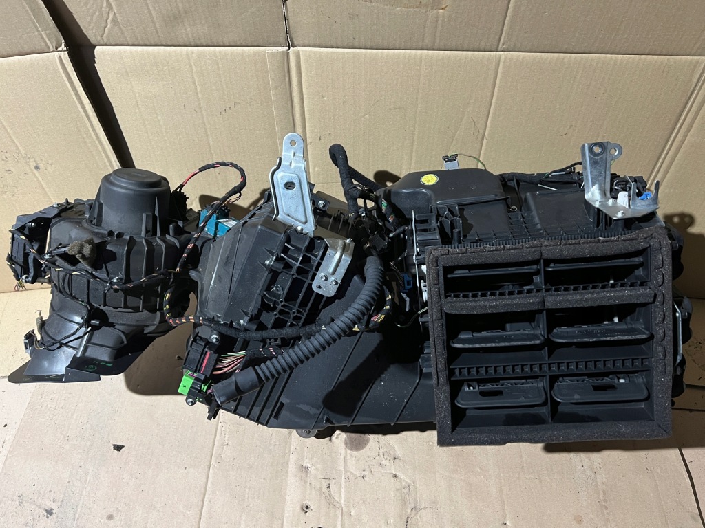 фото №1, Отопитель 7h5820005s vw t5 multivan 2.5 tdi