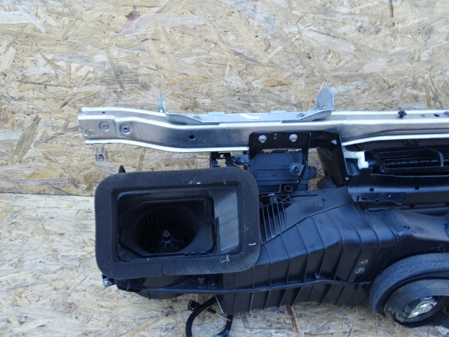 фото №5, Балка обігрівач vw golf v plus 5m1820003bl