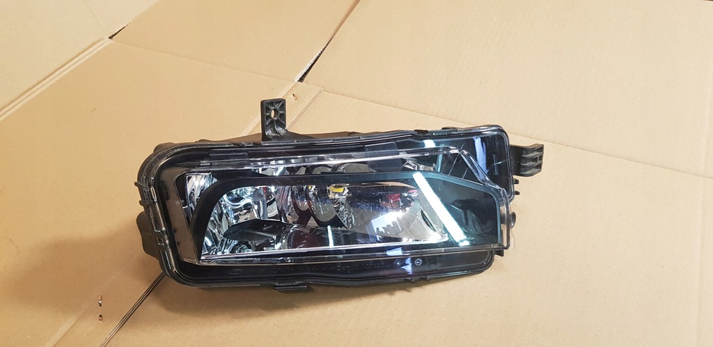 фото №1, Vw t6 multivan протитуманна фара лівий 7e0