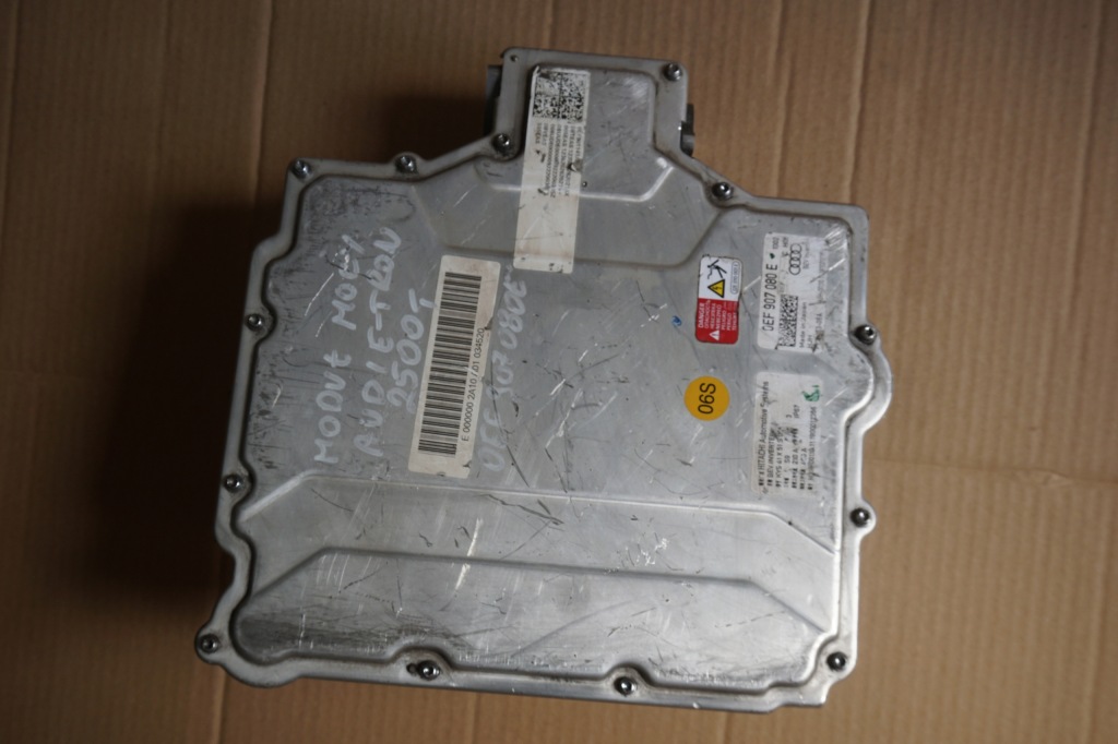 Купити Audi e-tron модуль потужності 0ef907080e