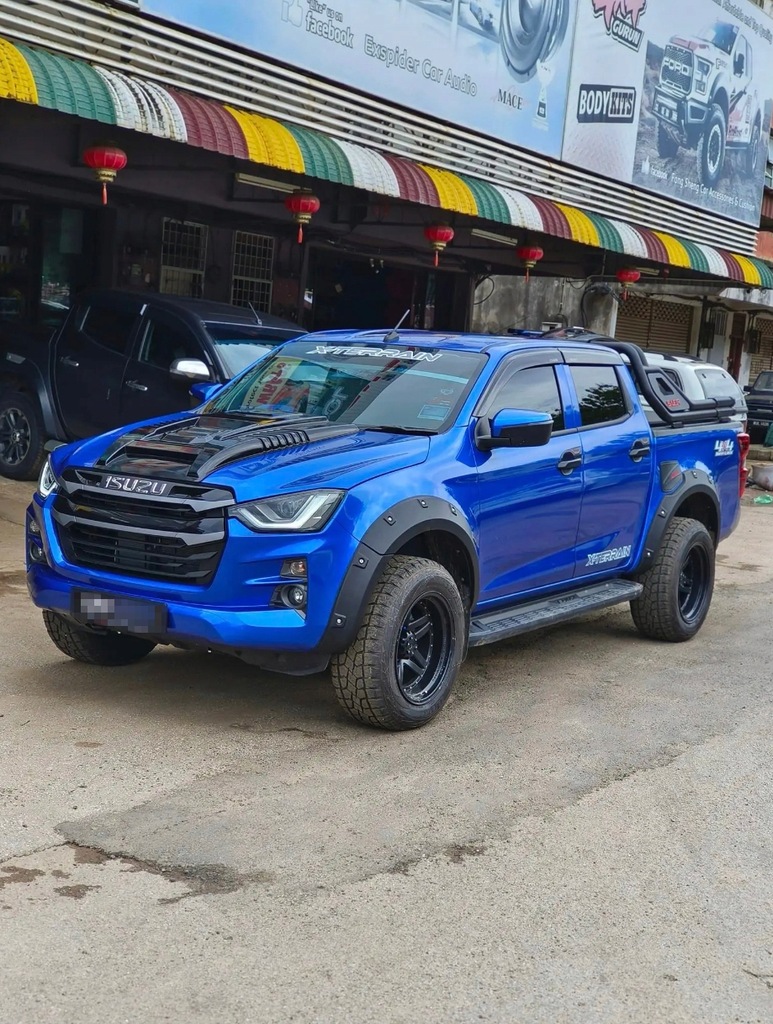 фото №11, Isuzu d-max 4-двері 2020-22 гладкі розширювачі lldpe ok 12cm na oś