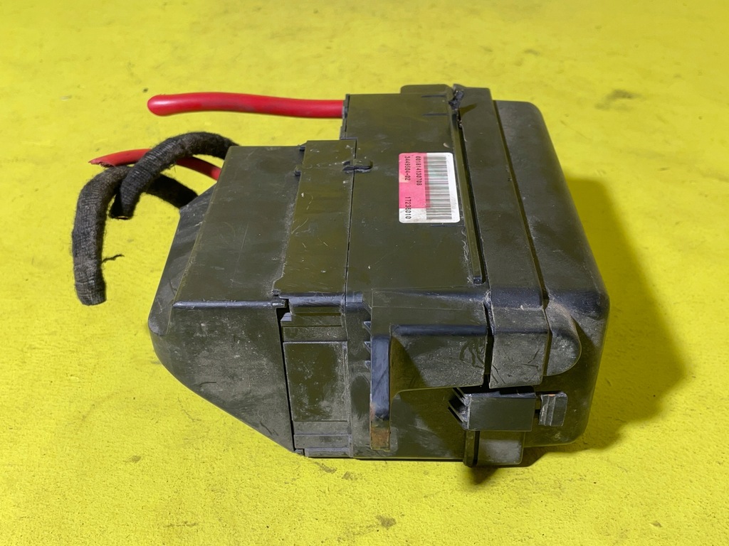 фото №2, Mini cooper r56 - коробка предохранителей