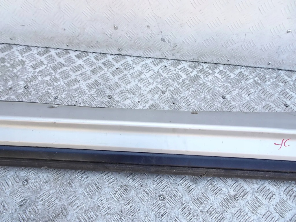 фото №5, Накладка порог правая volvo xc60 r-design