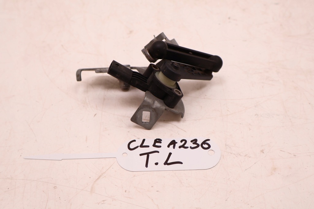 Mercedes-benz cle a236 300 4matic датчик выравнивание света левый задний Недорого