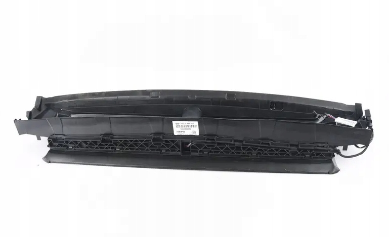 фото №1, Vw jetta a6 mk6 радиатор air впуск shutter vent 5c6122321c