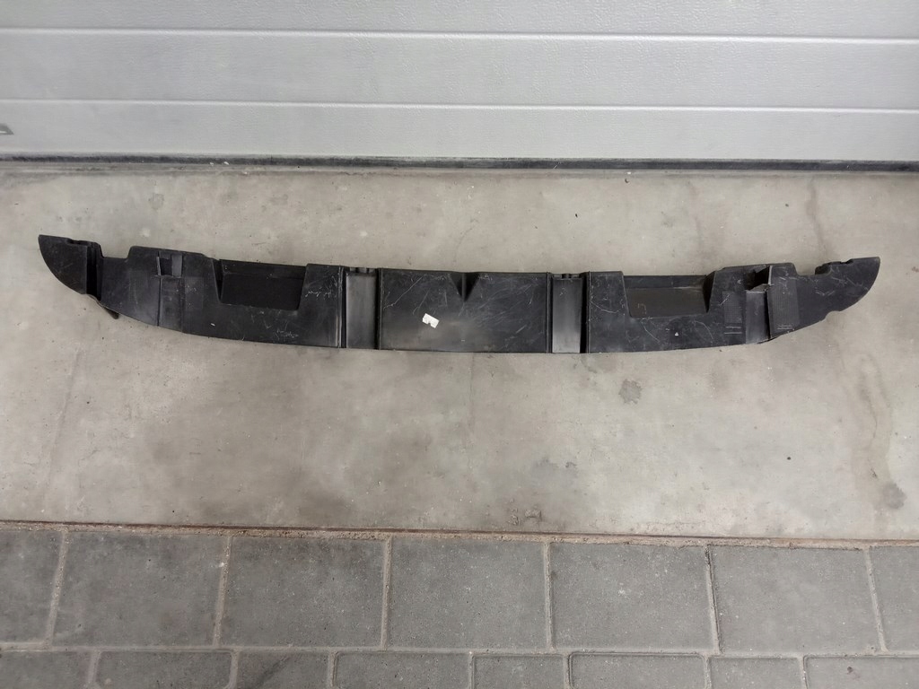 фото №1, Ford ranger 2010-15r.- абсорбер направляющая бампера задняя