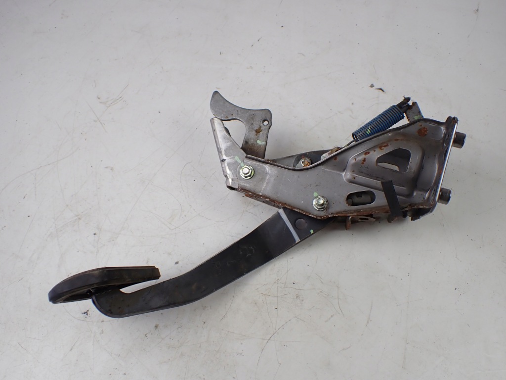 фото №1, Педаль тормоза land cruiser 120 3.0 d4d автоматическая коробка передач