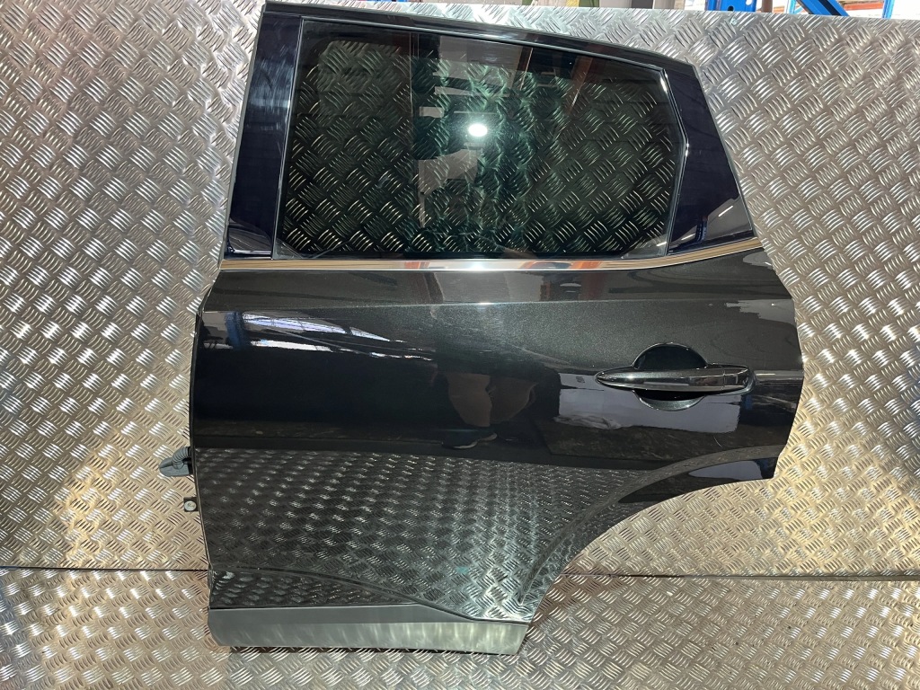фото №1, Дверь левый задняя задние nissan qashqai iii j12 21- z11