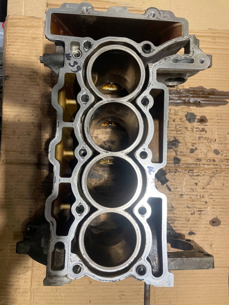 Купить Citroen c3 picasso блок двигателя