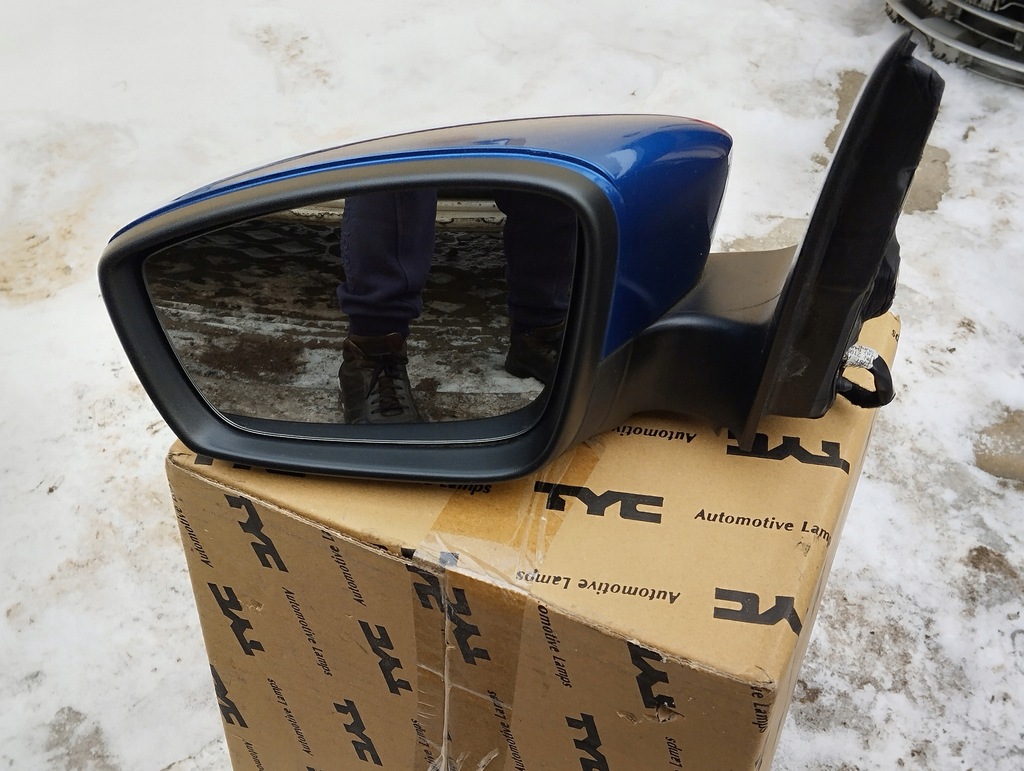 фото №1, Левая зеркало 6 pin skoda fabia 3