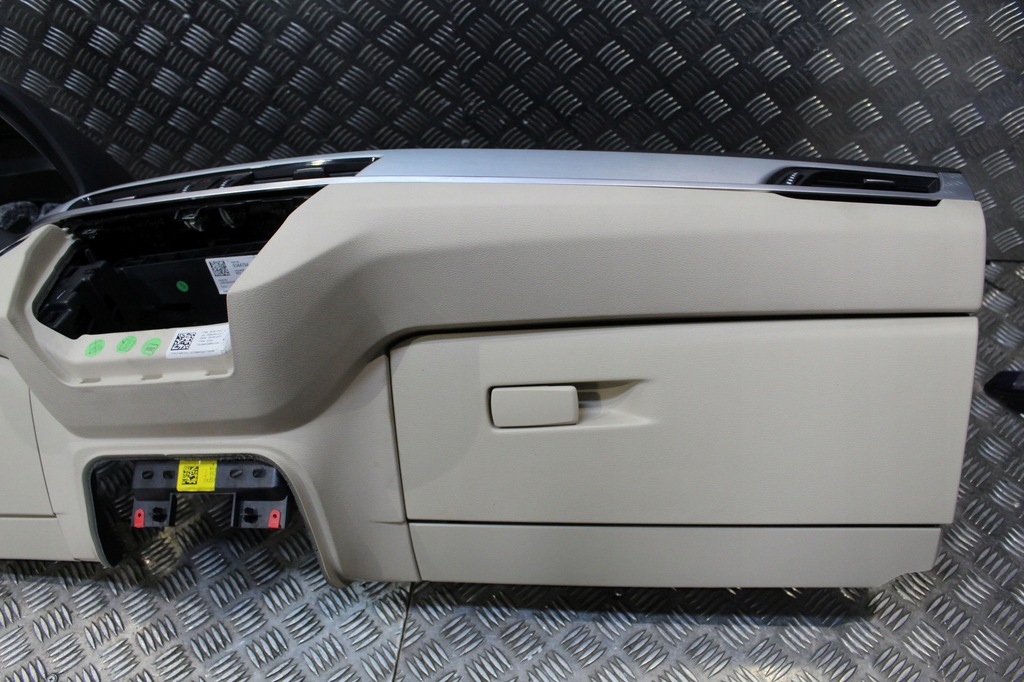 фото №6, Bmw x1 f48 приборная панель приборная консоль оригинал !