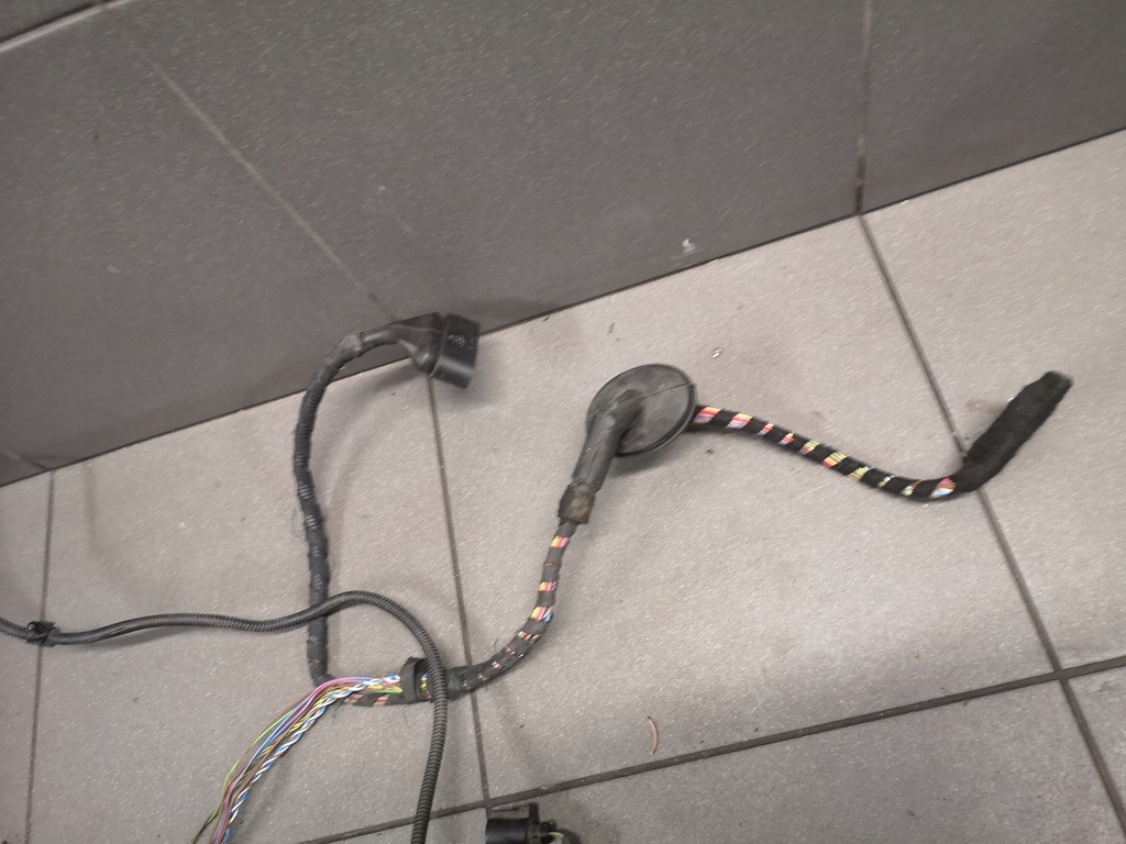 фото №5, Жгут омывателя стекло audi a8 d3