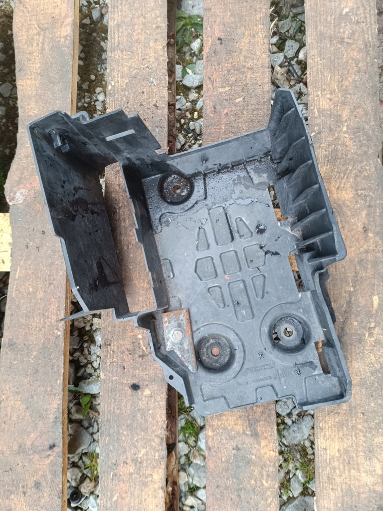 фото №1, Основание аккумулятор renault espace iv 8200208056