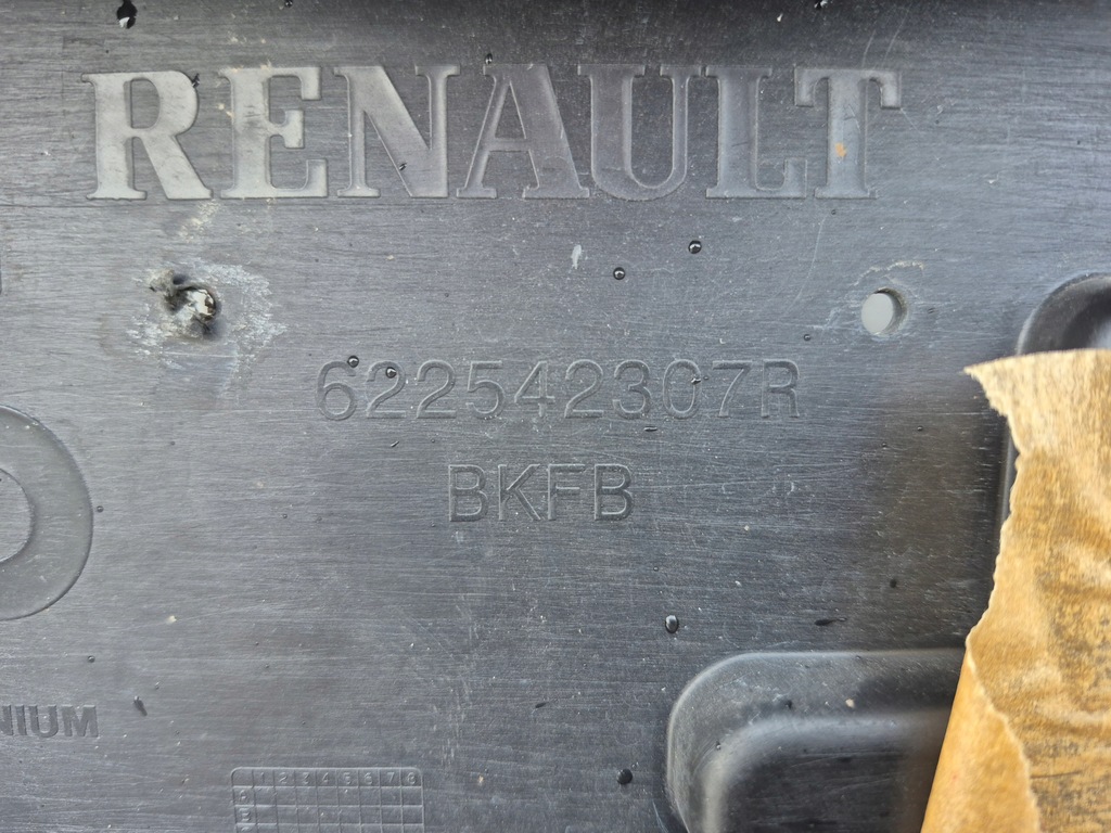 фото №10, Решётка бампера перед renault megane iv 622542307r