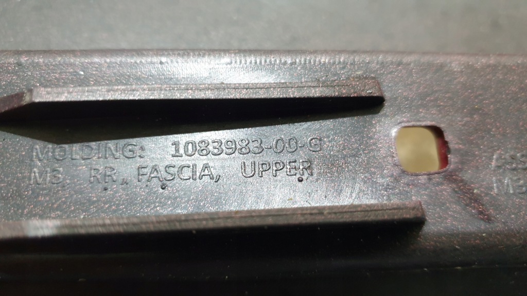 Купить Бампер задний задний  tesla 3 17- 1083983-00-g