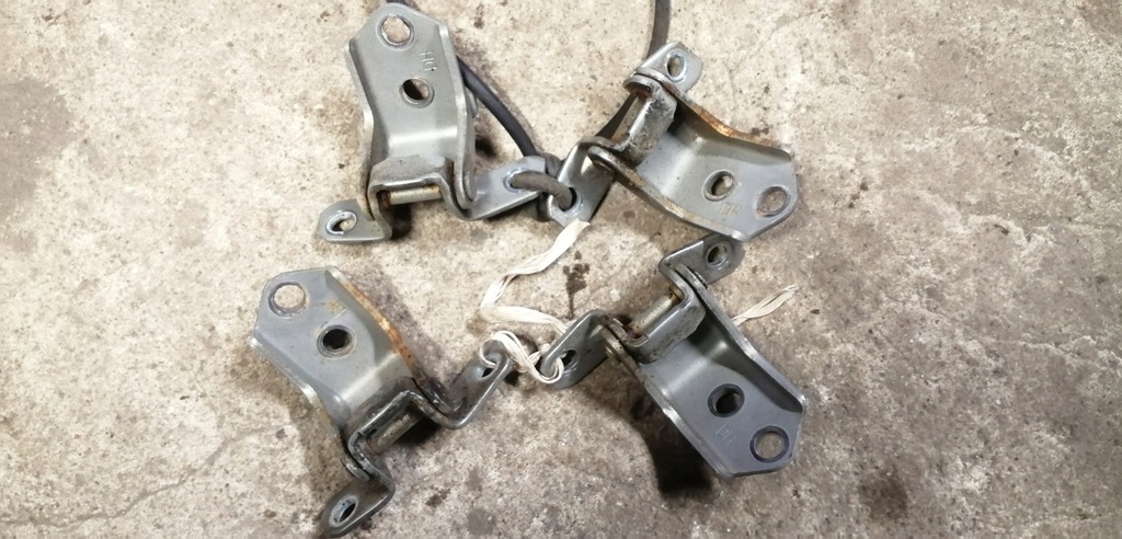 фото №1, Mazda 2 07-14 петля двері lp pp 3d kod 22v