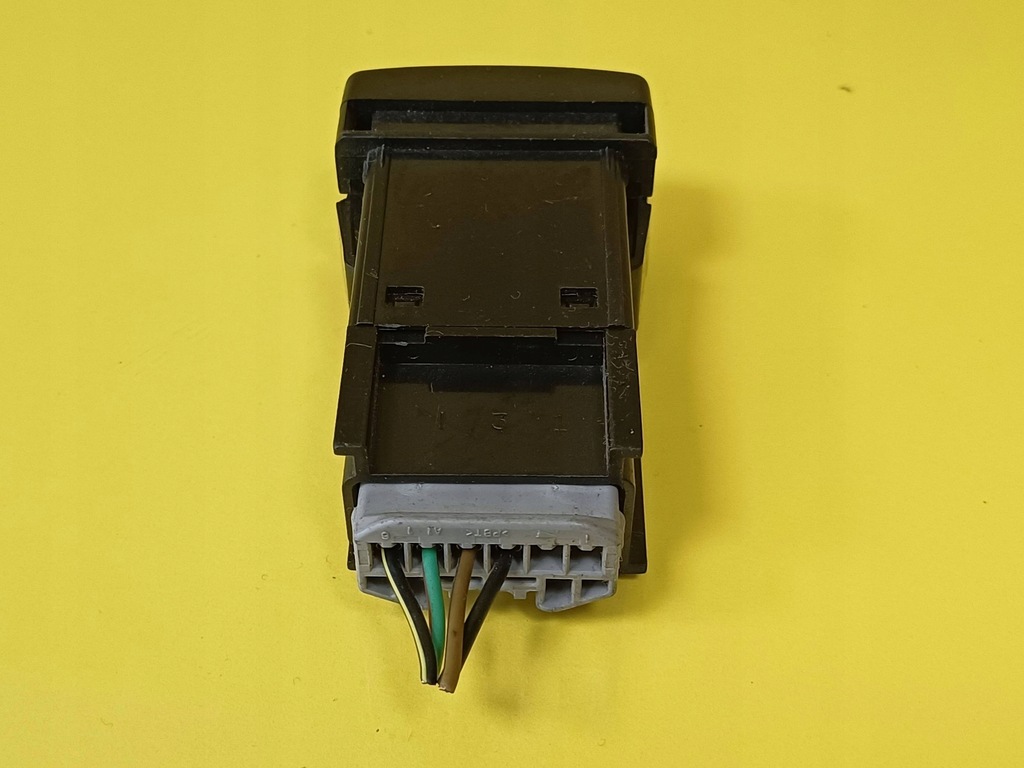 фото №5, Заглушка кнопка переключателя mazda 6 759170 nr664