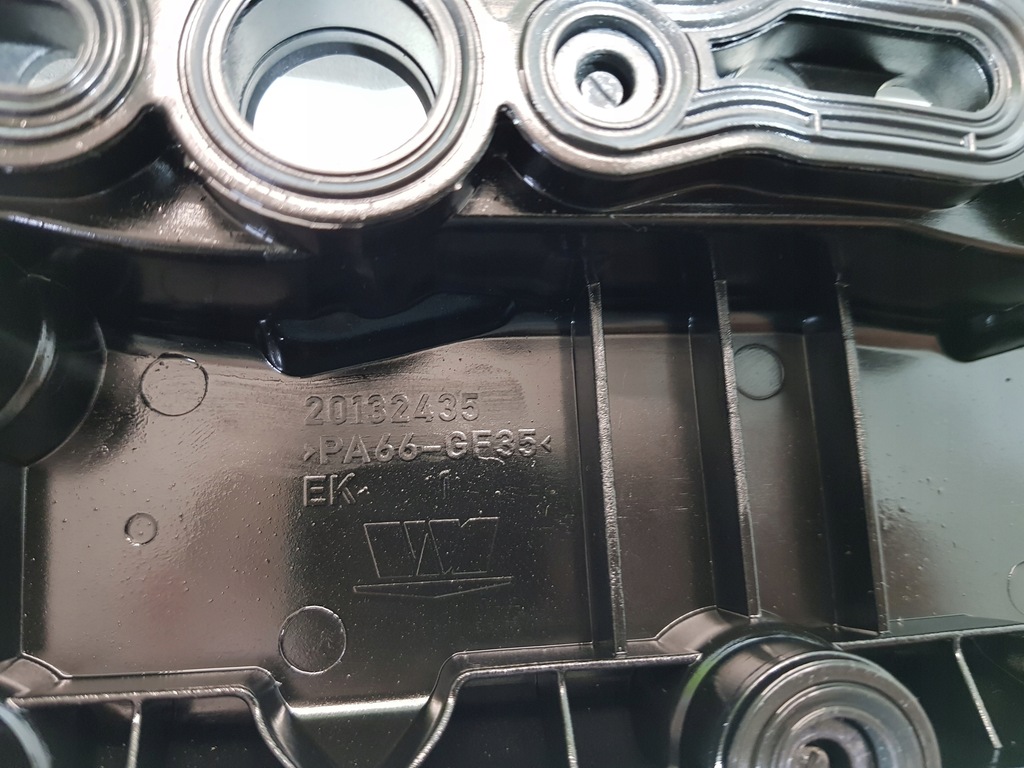 фото №13, Кришка клапанів 20132435 grand cherokee wk2 3.0crd